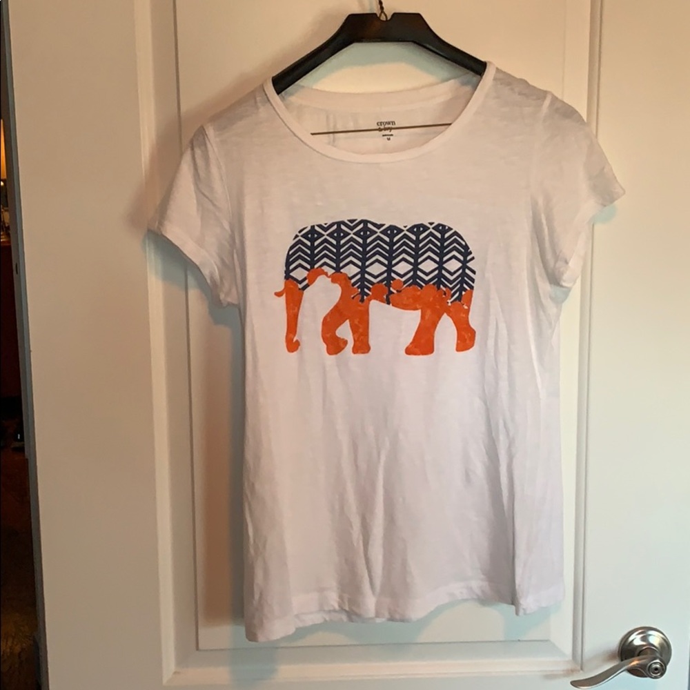 Crown & Ivy T-shirt